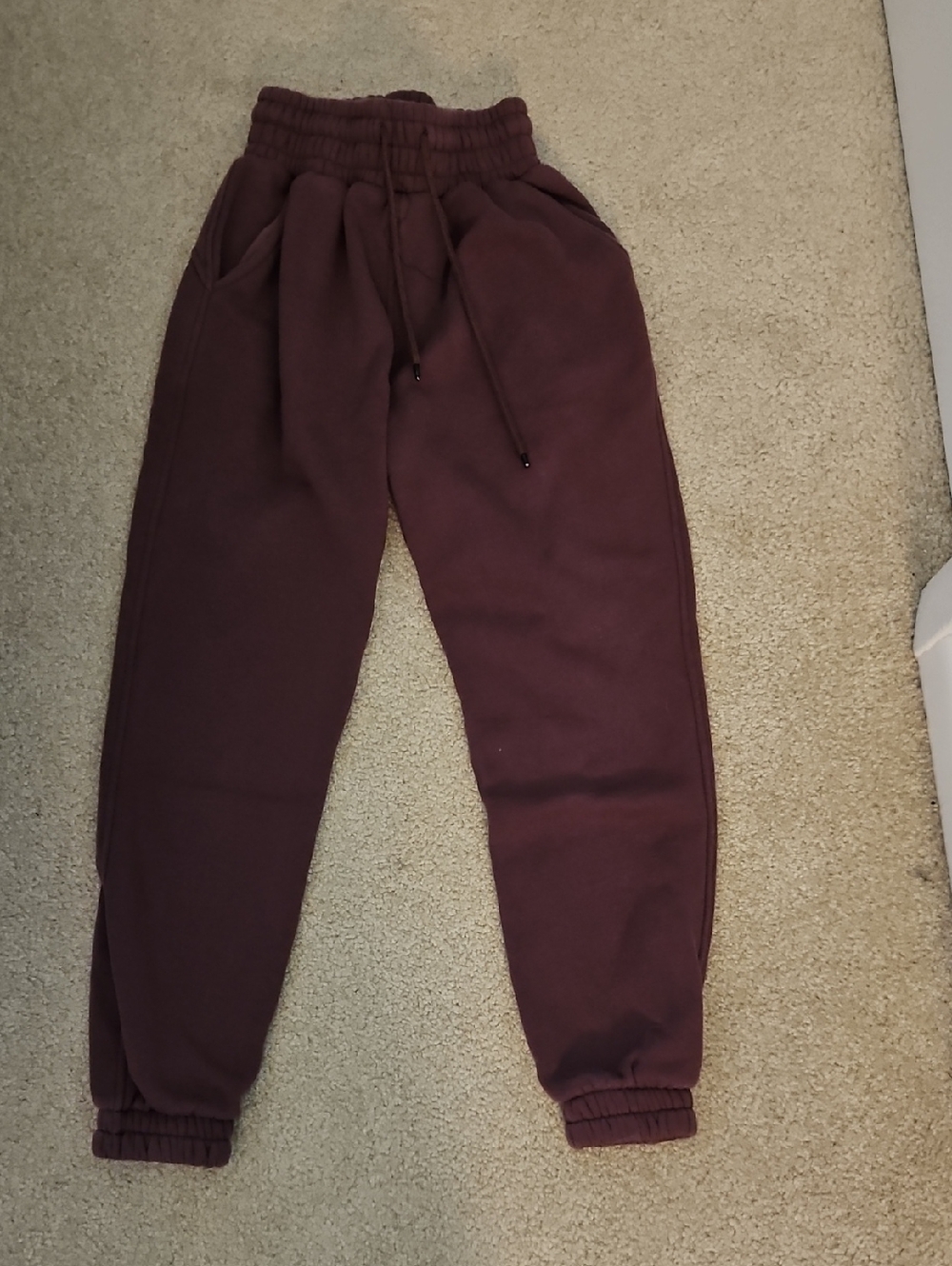 Womens's Maroon Jogger Sweatpants with Drawstring Waist